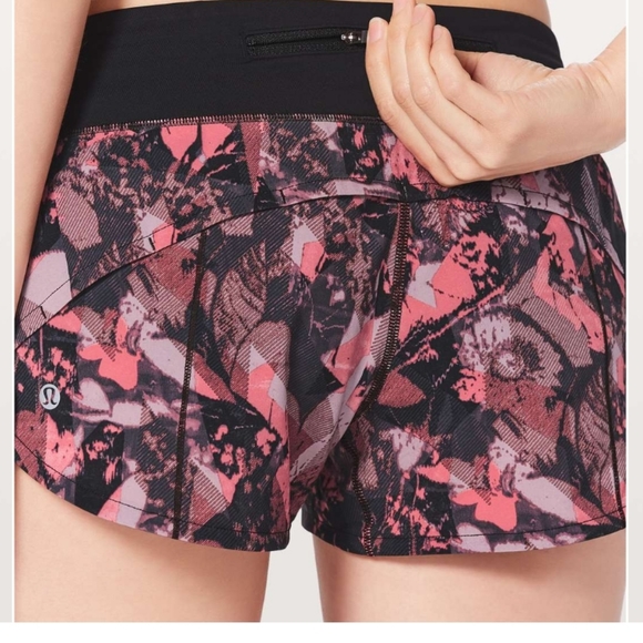 Lulumelon shorts athletica - Picture 2 of 7